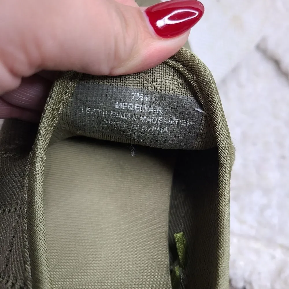 Marc Fisher MFDELYA Olive Green Slip On Loafers‎ Flat Shoes sz 7.5